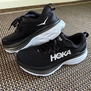 Hoka Bondi 8 Shoes - Size 8 WIDE - Black